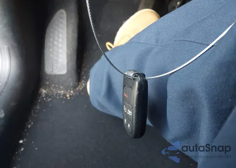 2019 Jeep Cherokee Limited 4X4 z USA, uszkodzony, nr VIN 1C4PJMDXXKD412626